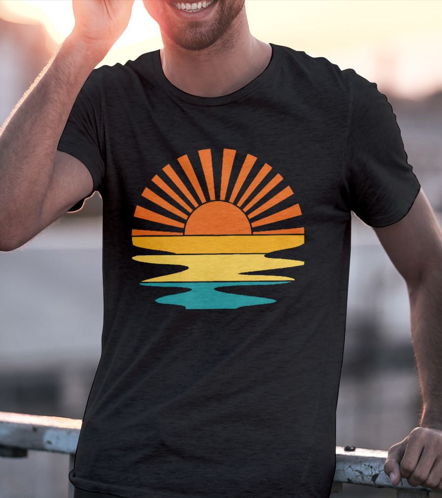 Retro Sunset Rays Wavy Vintage Sunshine Sunburst Ocean Horizon T-Shirt