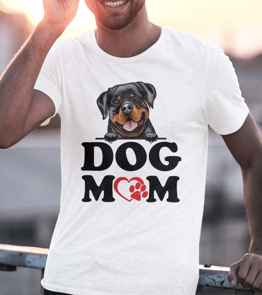 Rottweiler Dog Mom Heart Paw Design For Rottweiler Stickers Enthusiasts T-Shirt