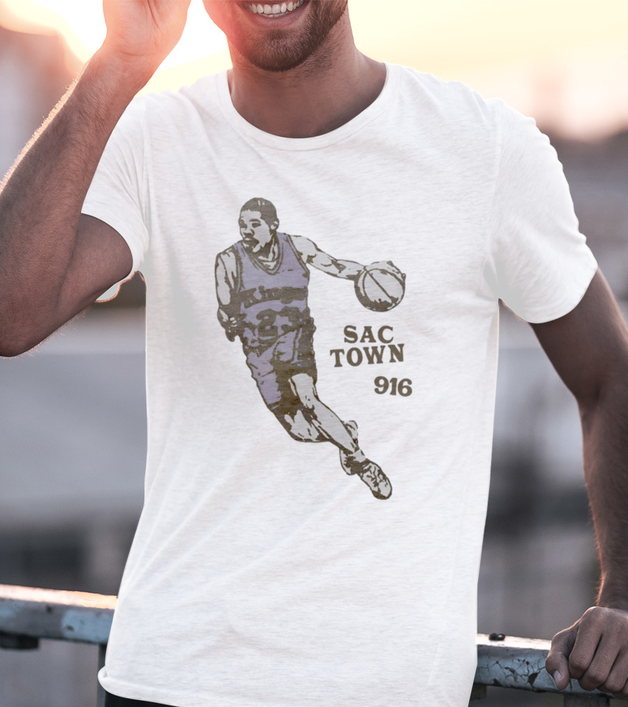 Kevin Huerter Dont Bother Me Im Ing The Kings Sac Town 916 T-Shirt