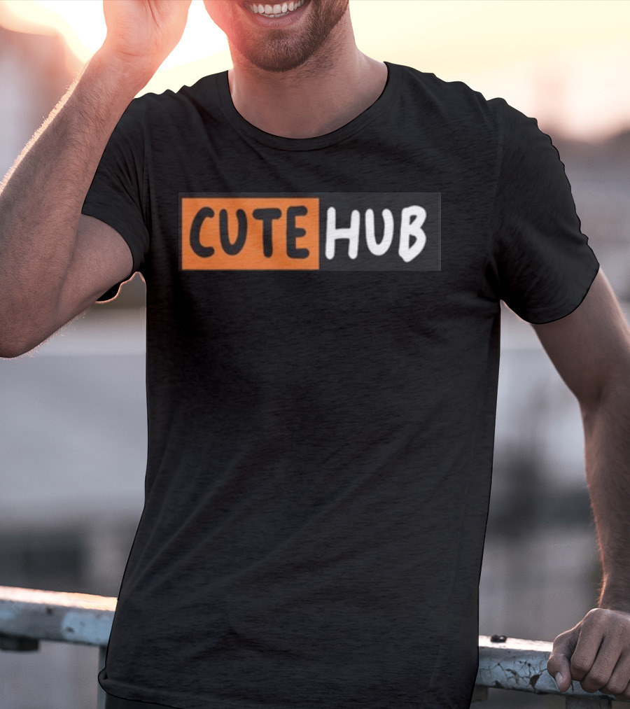 CUTE HUB Bold Contrast T-Shirt
