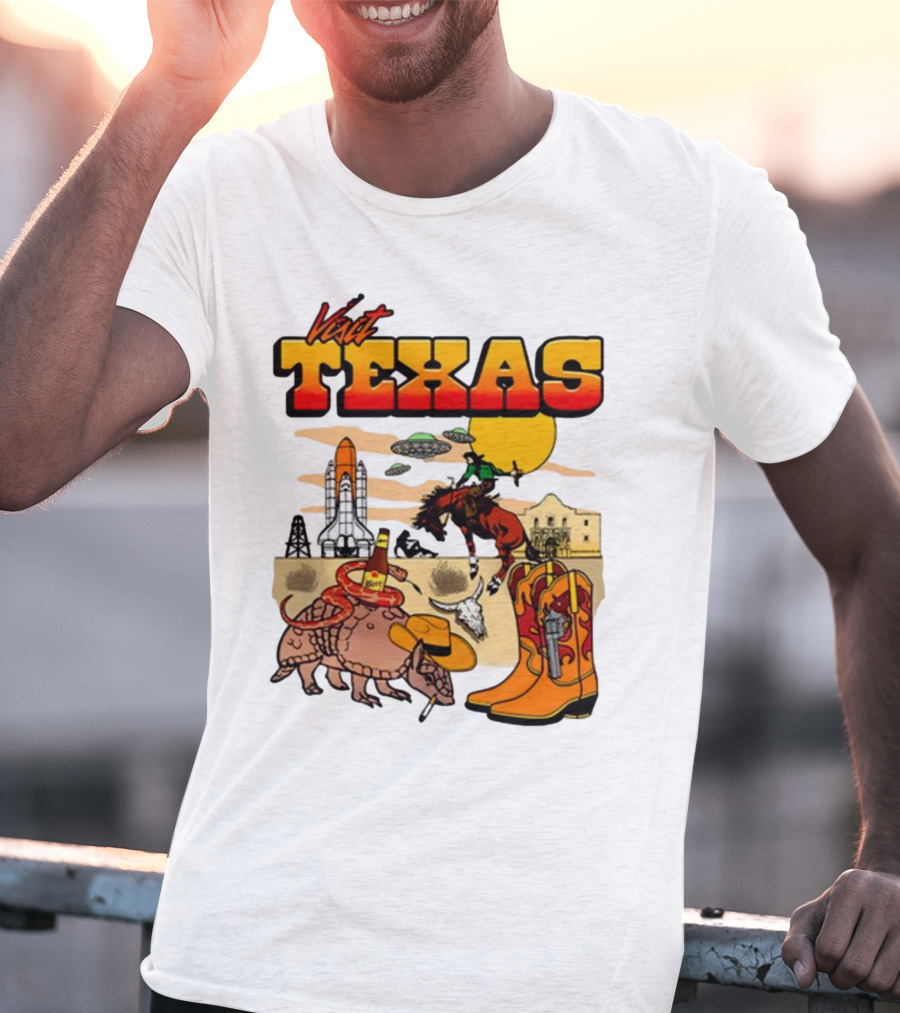 Visit Texas Armadillo Cowboy Boots Space Shuttle UFOs Rodeo Horse Alamo T-Shirt