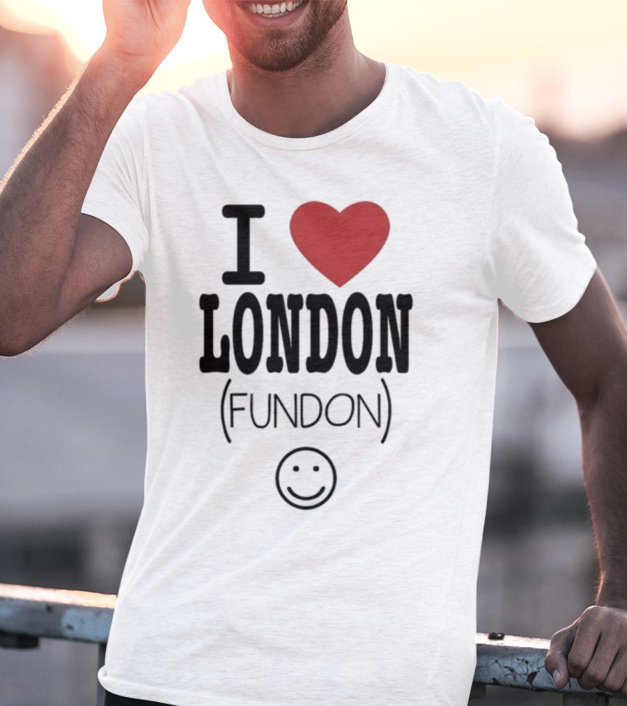 Taylor Swift's I Heart London Fundon Smiley T-Shirt