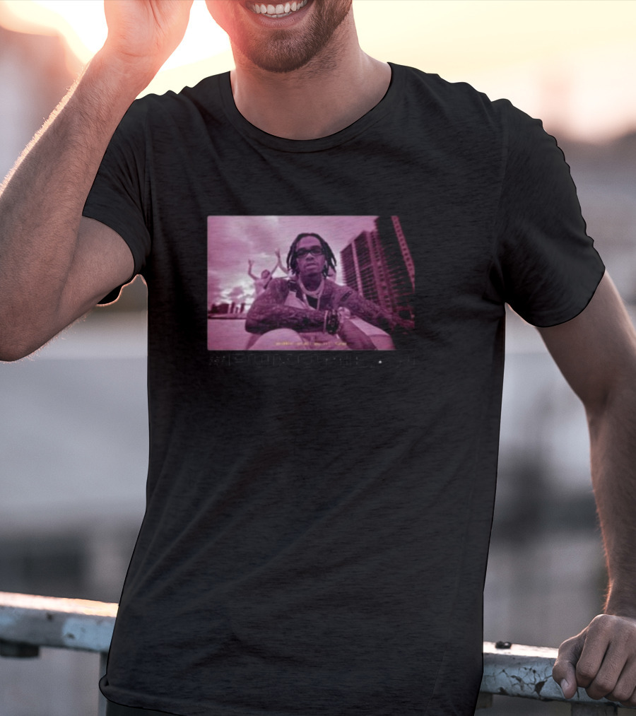 Gunnawunna #Fukumean Urban Style With Pink Tint And Skyline Background T-Shirt