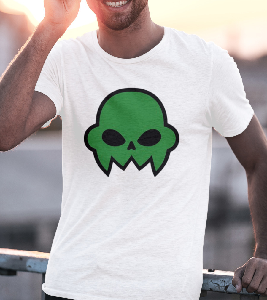 Jake's Green Skull Iconic Halloween Shadow T-Shirt