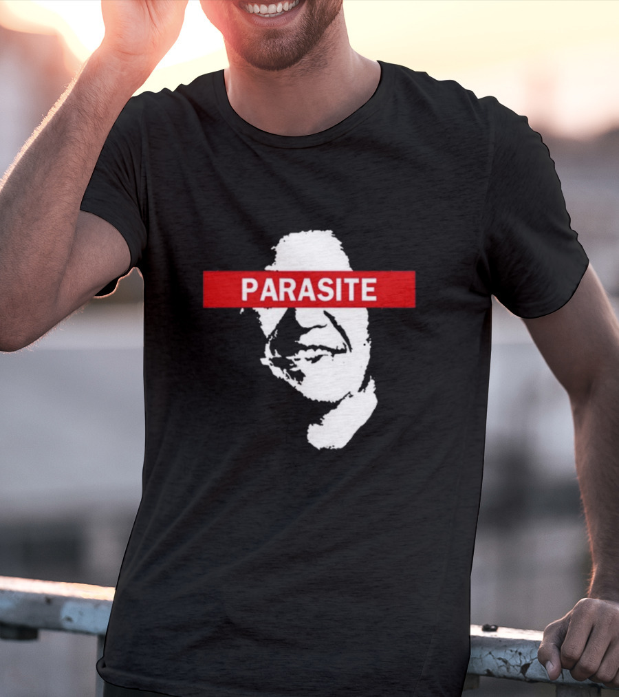 Nabunturanguy Davaomigrant Parasite Face Red Bar Iconic T-Shirt
