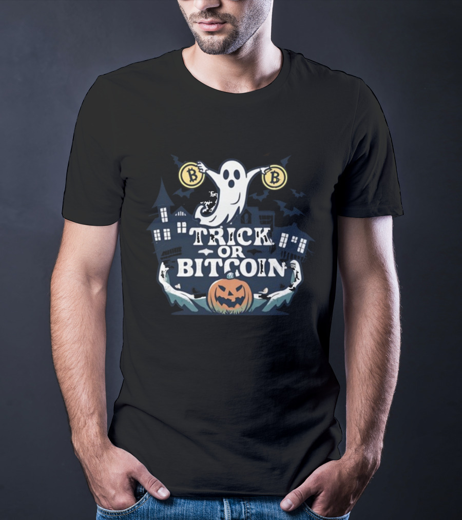 Fomo21 Ghostly Trick Or Bitcoin With Halloween Pumpkin And Spooky Houses T-Shirt