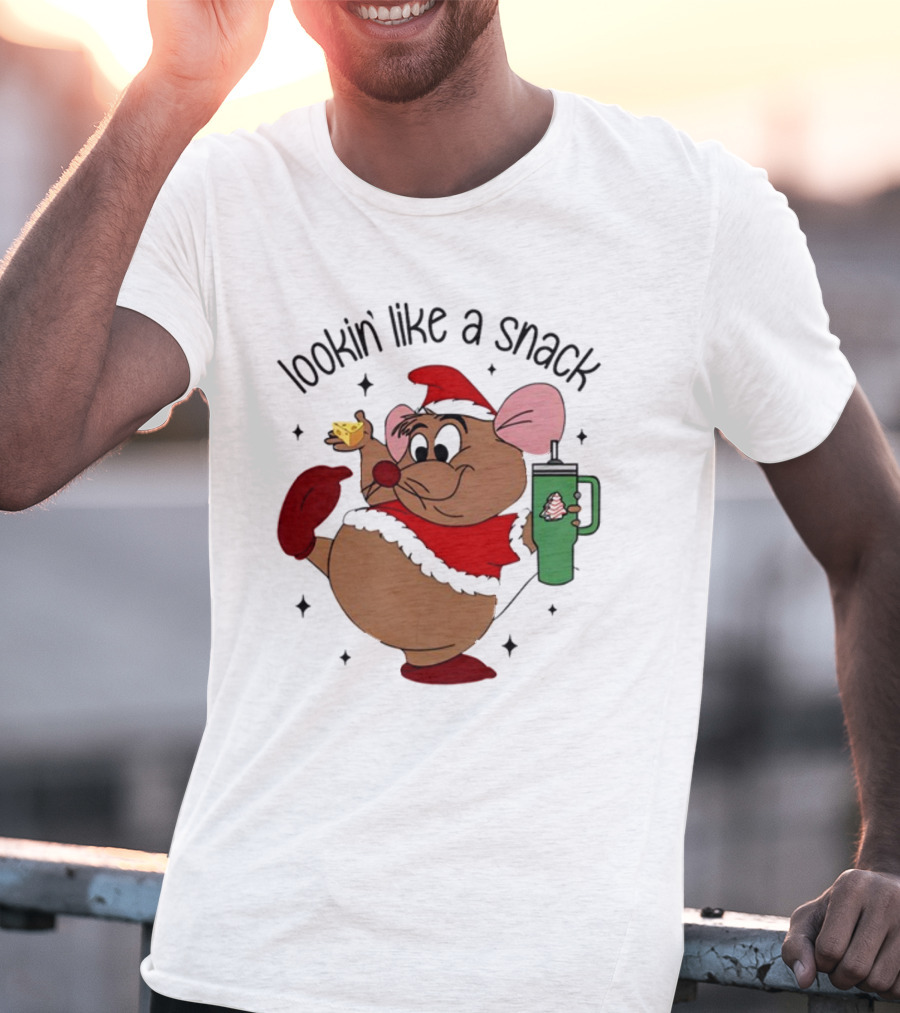 Lookin’ Like A Snack Santa Mouse Holiday Treat T-Shirt