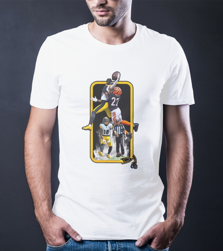 DJ #18 Big Play Football Match Jump Clash T-Shirt