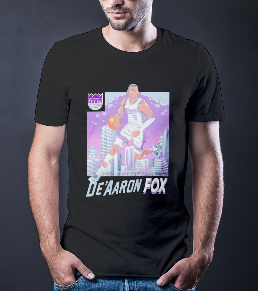 Sacramento Kings De’Aaron Fox Basketball City Skyline Kings T-Shirt