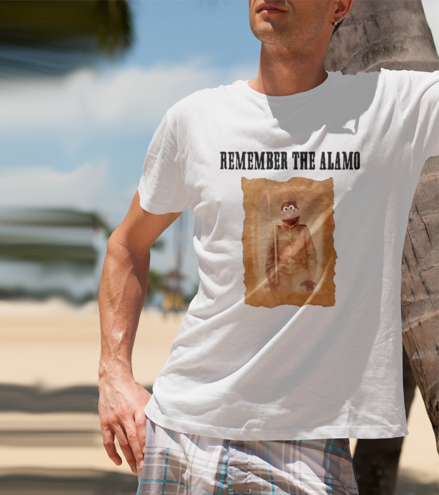 Lucca International Remember The Alamo Historical Muppet Soldier T-Shirt