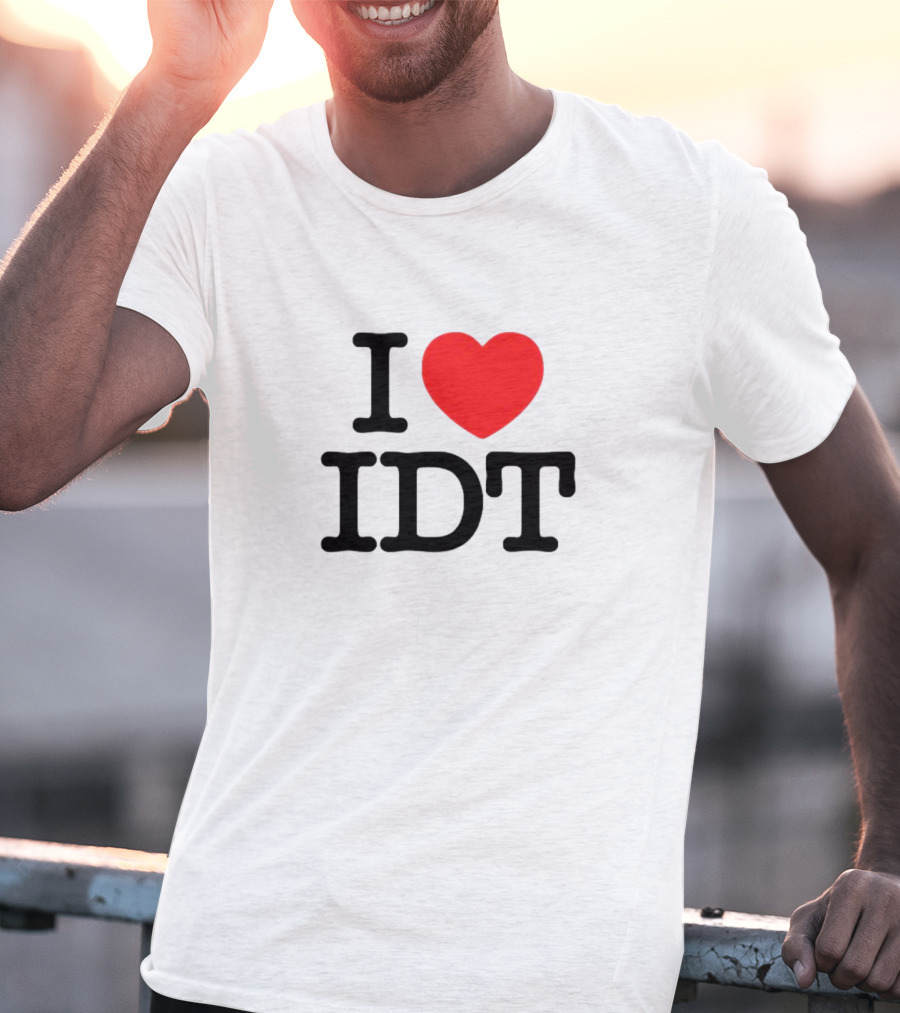 I Heart IDT Bold Text With Red Heart T-Shirt