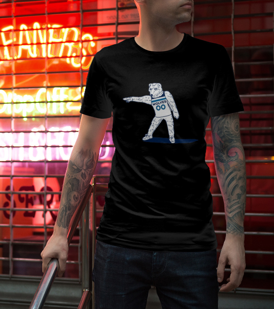 Wolves 00 Basketball Mascot Posing T-Shirt