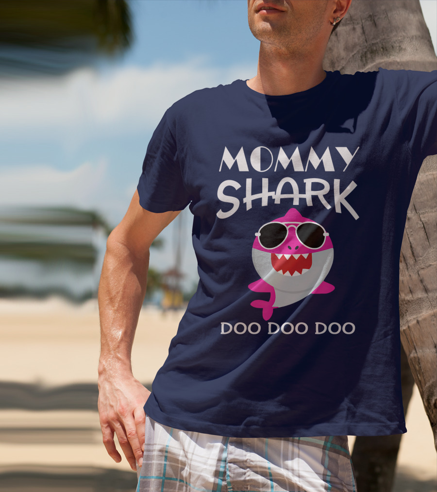 Mommy Shark Doo Doo Doo Sunglasses Pink Shark T-Shirt