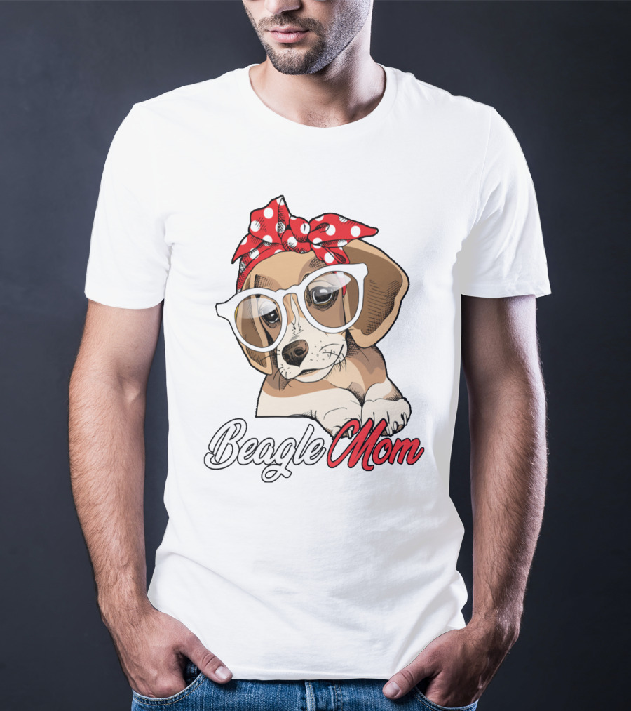 Beagle Mom Cute Beagle Dog With Glasses And Red Polka Dot Bandana T-Shirt