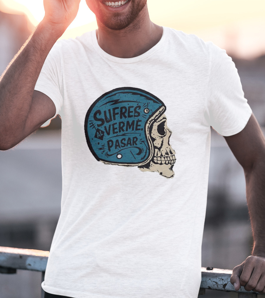 Sufres Al Verme Pasar Skull Helmet Cartoon Character T-Shirt