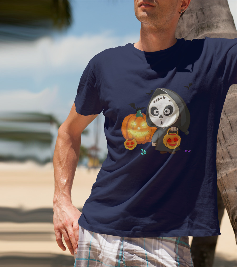 Halloween Makeup Ghost With Pumpkin Lanterns And Bats T-Shirt