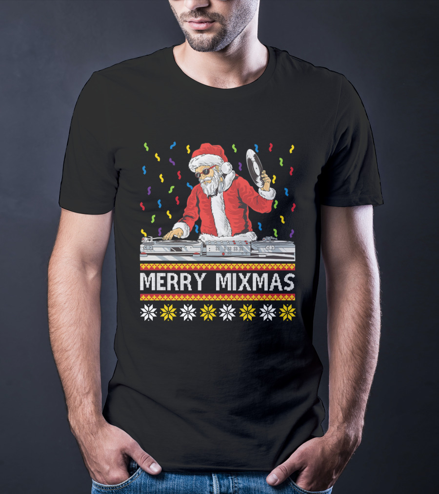 Santa DJ Merry Mixmas Festival DJing With Turntable And Vinyl T-Shirt