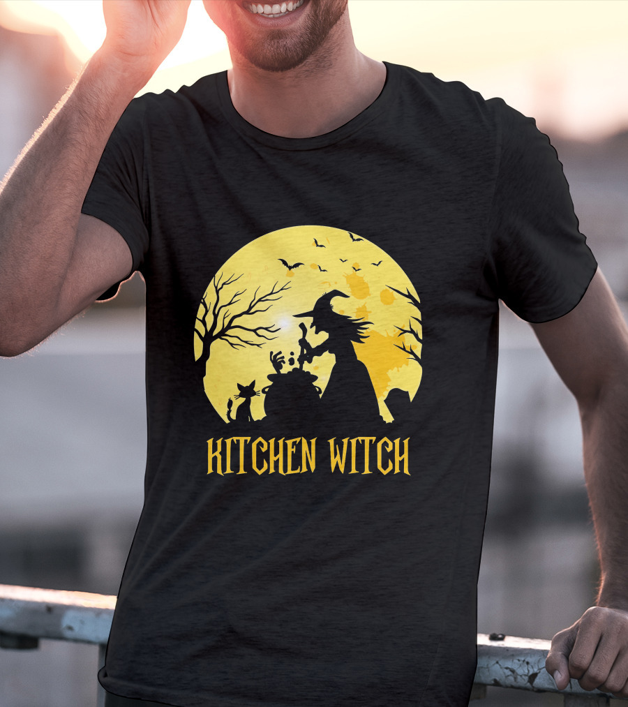 Kitchen Witch Halloween Silhouette Moon Cooking Potion T-Shirt