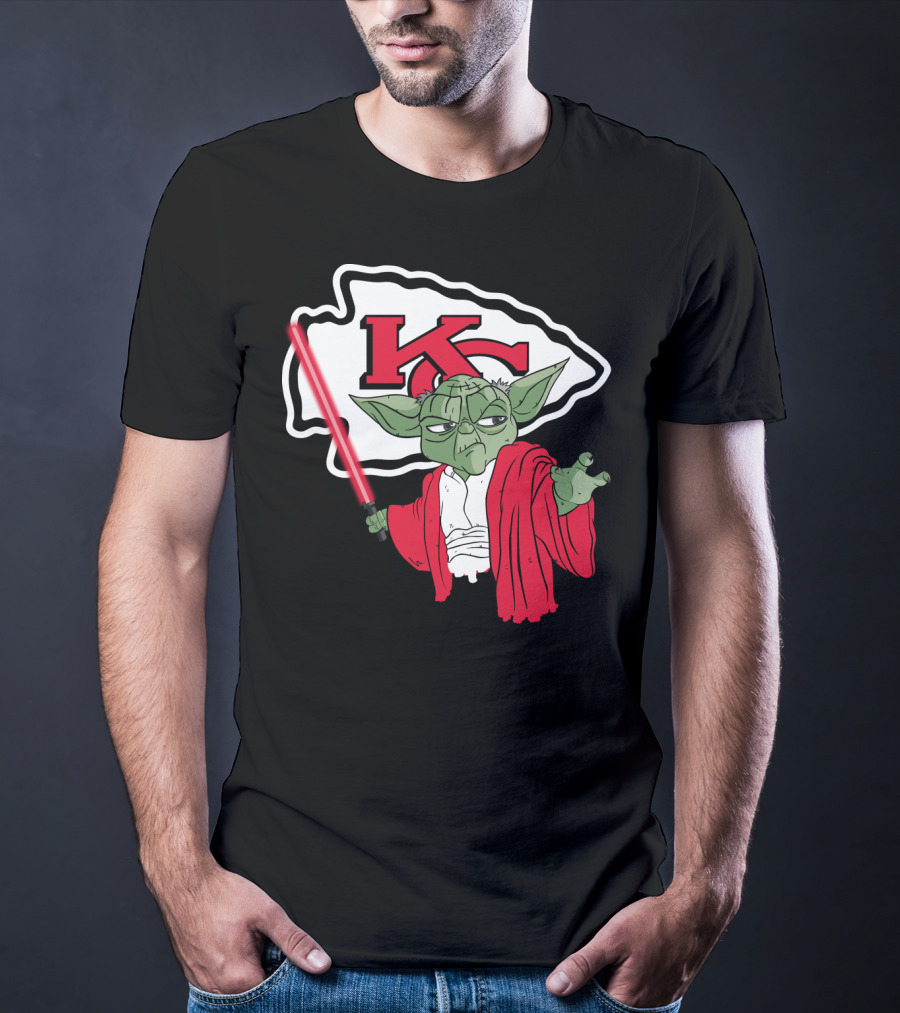 Kansas City Chiefs Yoda Lightsaber Fan T-Shirt