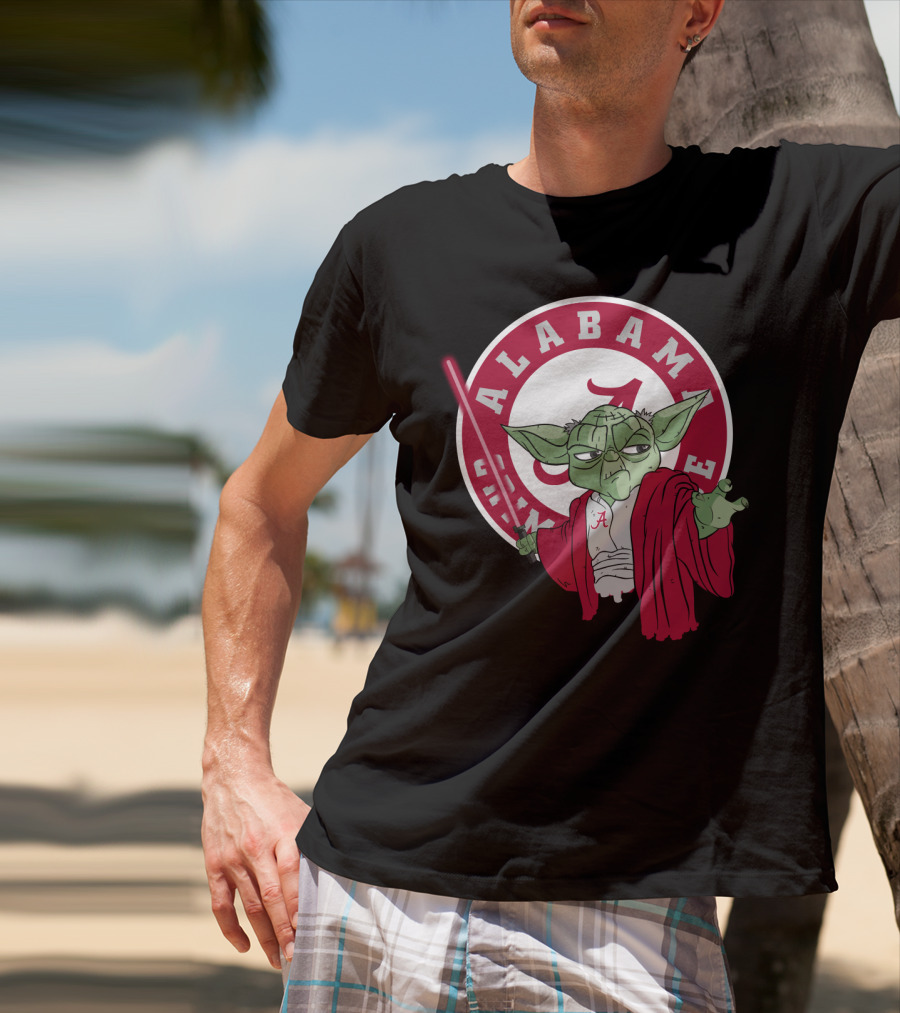 Alabama Crimson Tide Yoda With Lightsaber T-Shirt