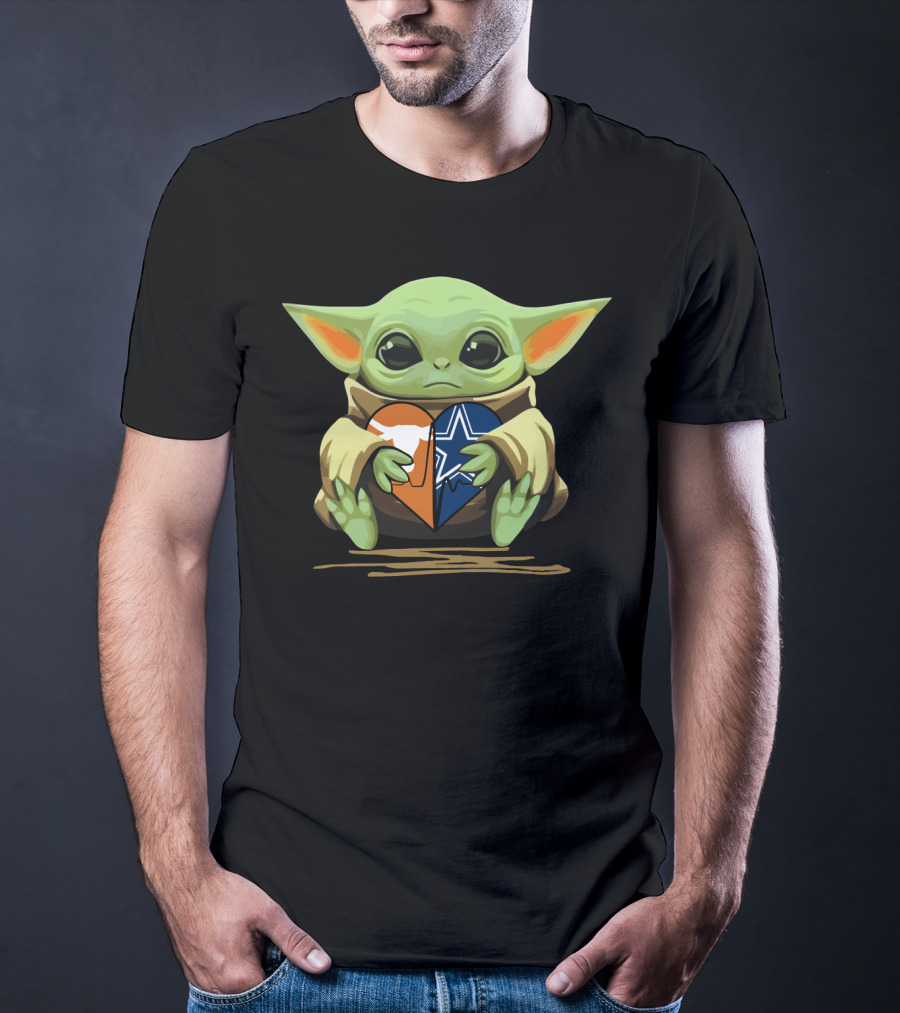 Baby Yoda Holding Texas Longhorns And Dallas Cowboys Heart T-Shirt