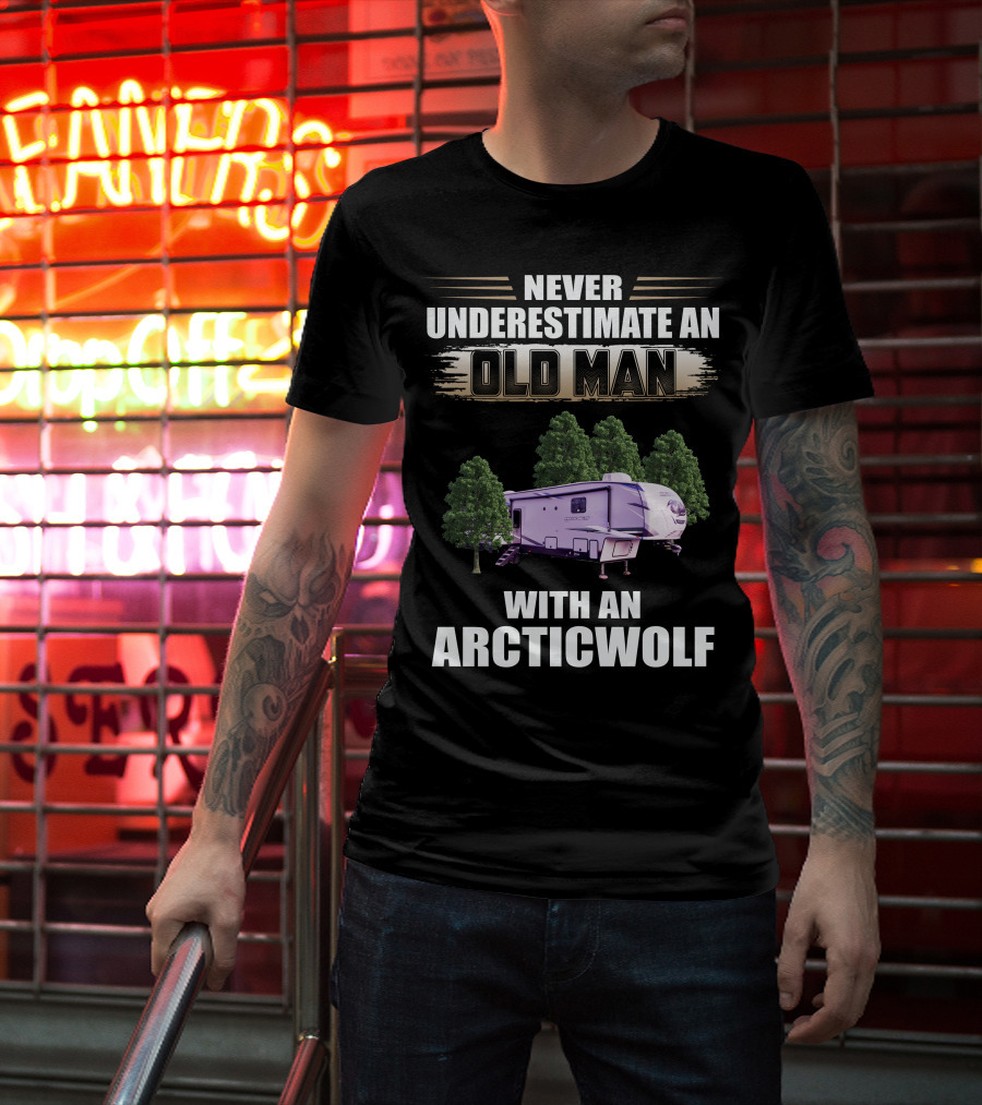 Never Underestimate An Old Man With An Arctic Wolf 3660Suite T-Shirt