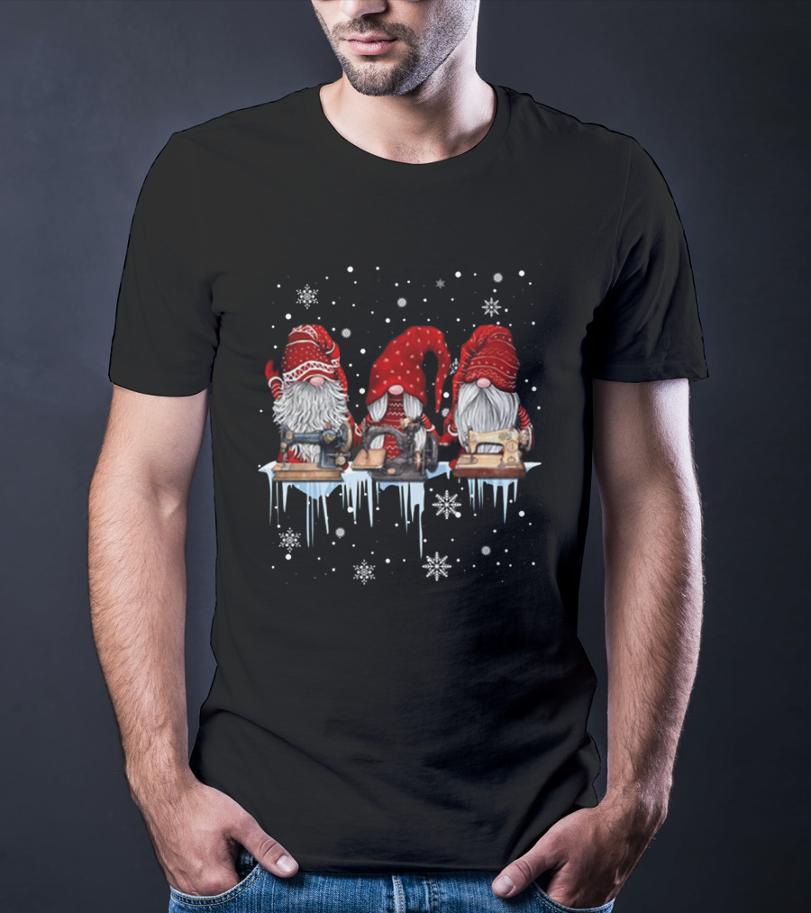 Christmas Gnome Sewing Snowflakes T-Shirt