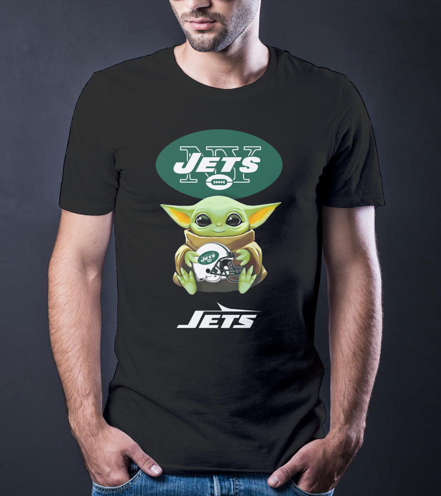 Baby Yoda Holding New York Jets NFL Helmet Football Fan T-Shirt