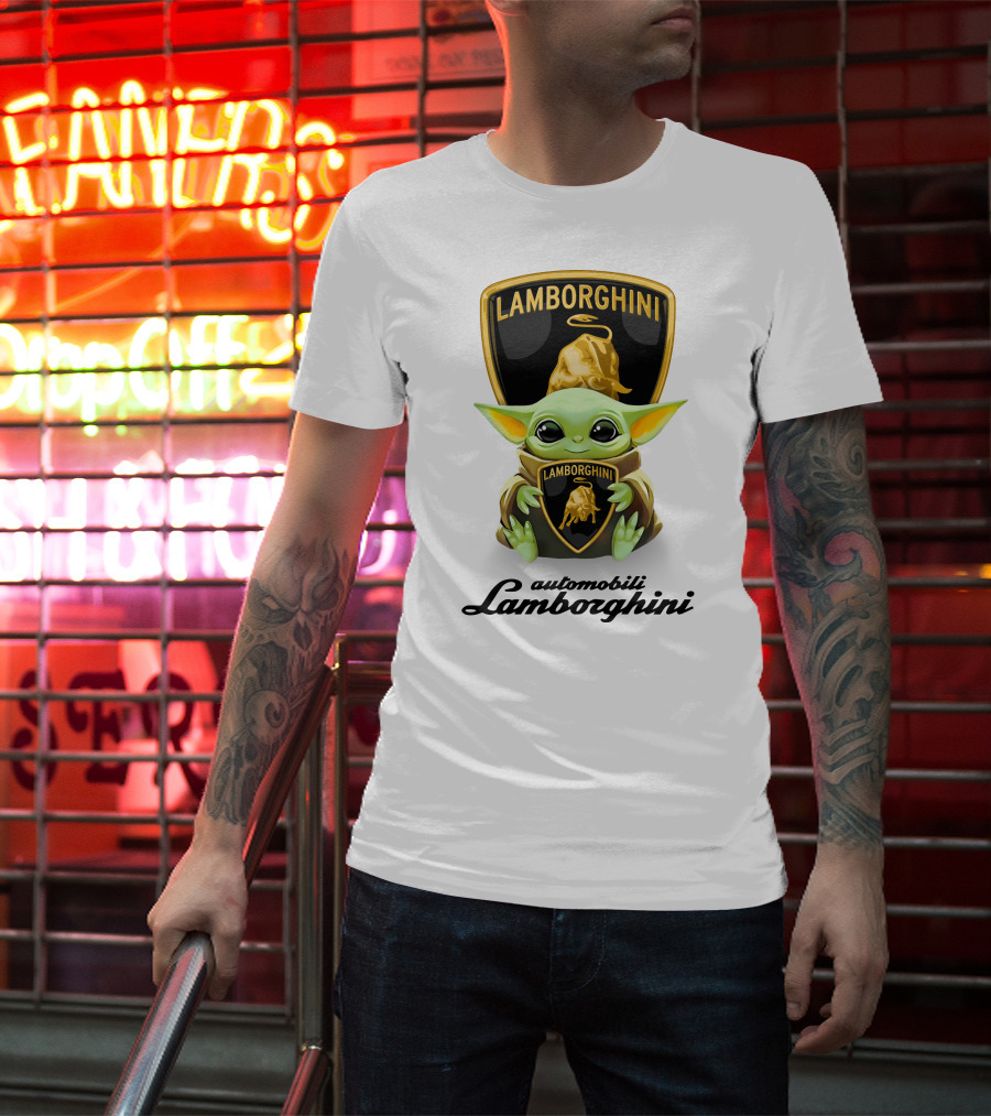 Baby Yoda Hugging Automobili Lamborghini T-Shirt
