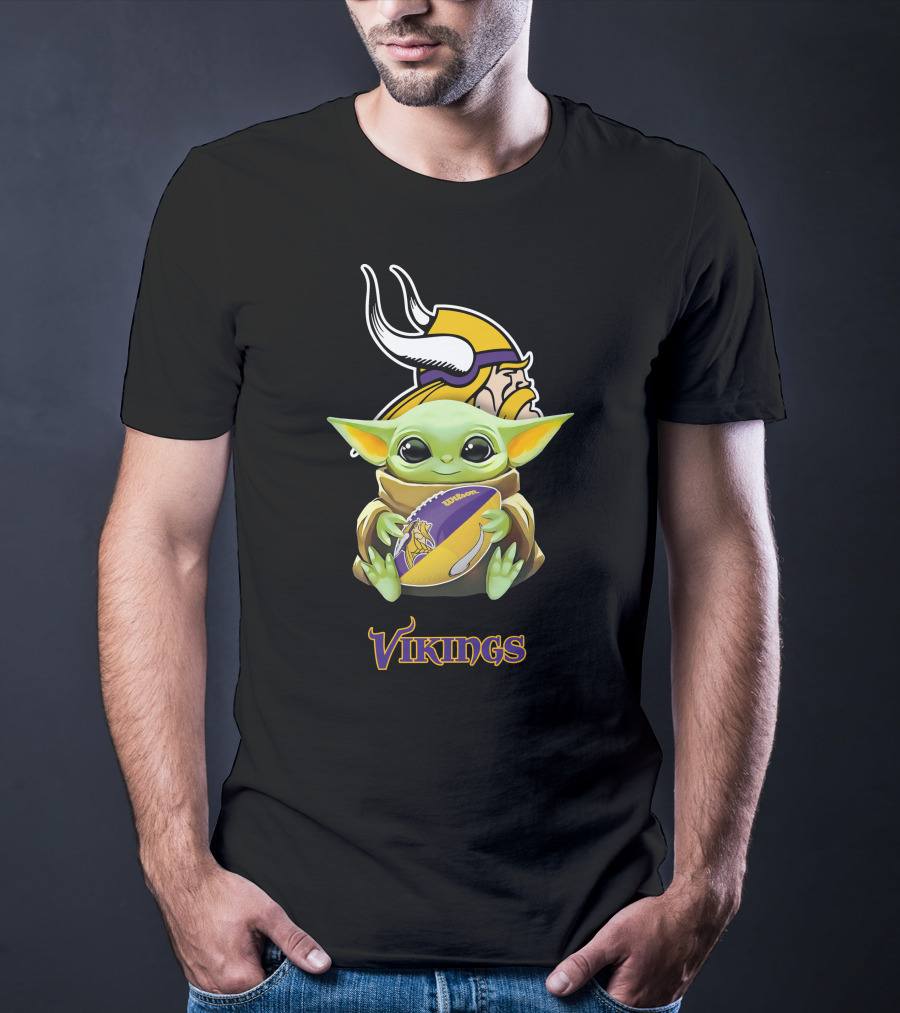 Star Wars Baby Yoda Hug Minnesota Vikings Football Fan Gear T-Shirt