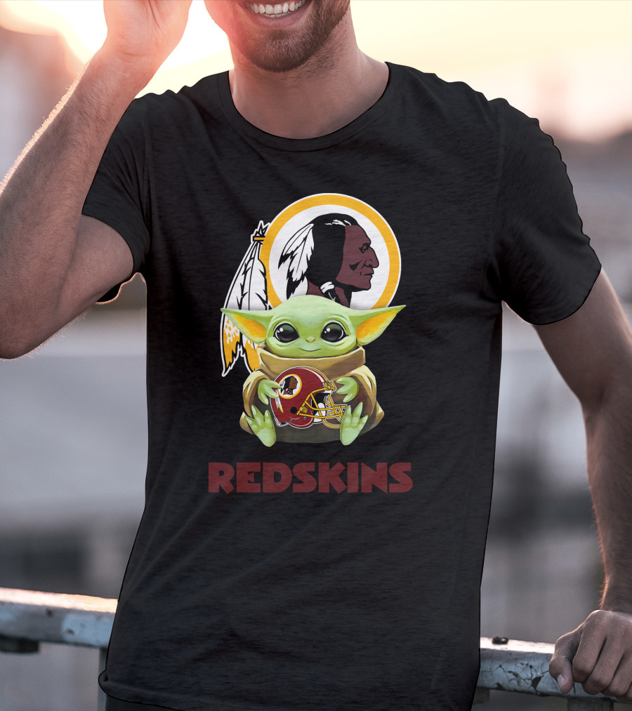 Grogu Hug Redskins Helmet Black T-Shirt