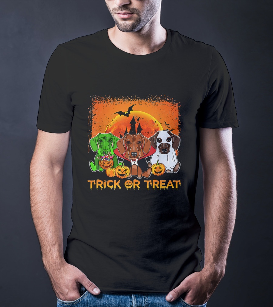 Trick Or Treat Halloween Dachshund Trio With Pumpkins And Spooky Orange Moon T-Shirt