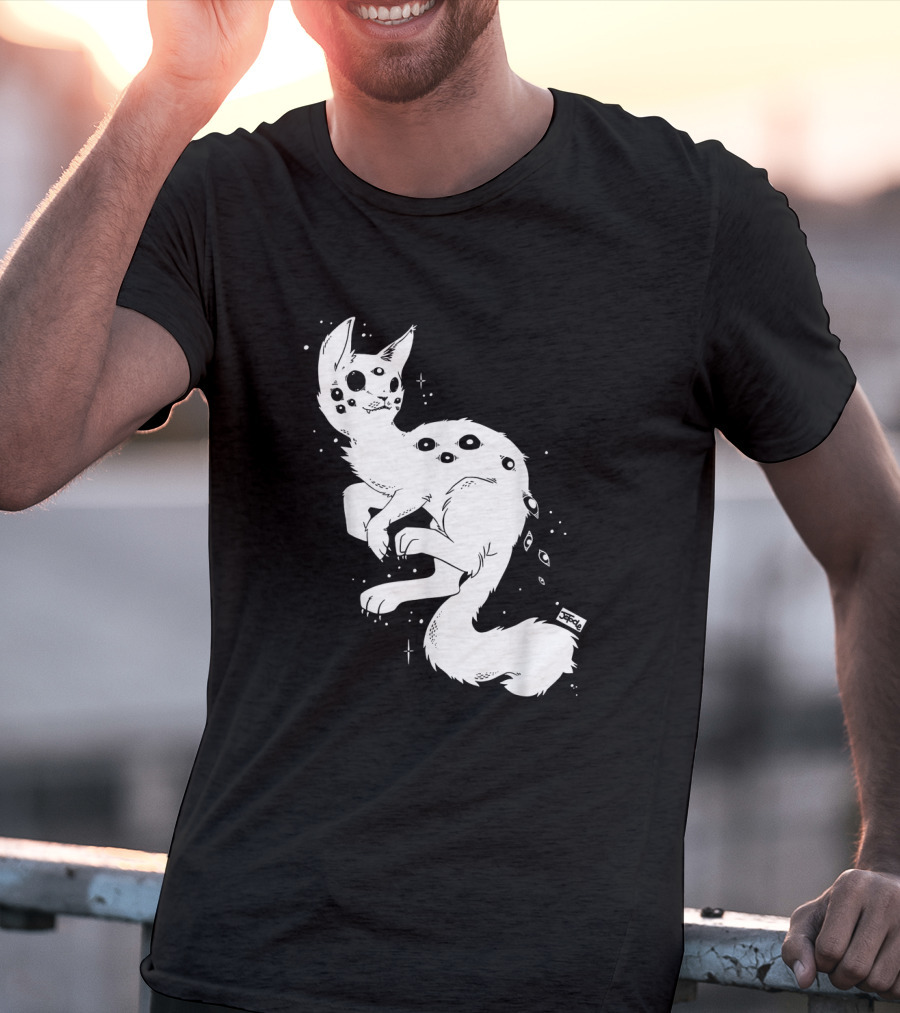 Creepy Cat Multi-Eyed Kawaii Kitty With Stars T-Shirt