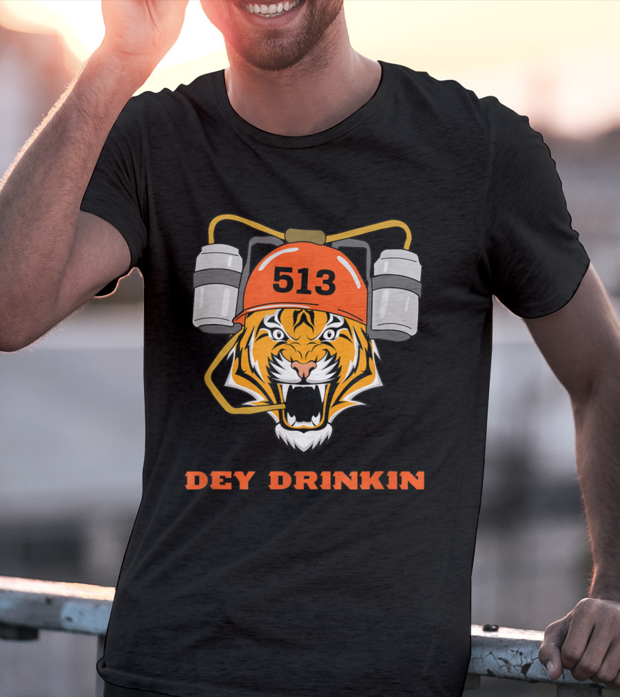 Cincinnati 513 Dey Drinkin Football Bengal Tiger T-Shirt
