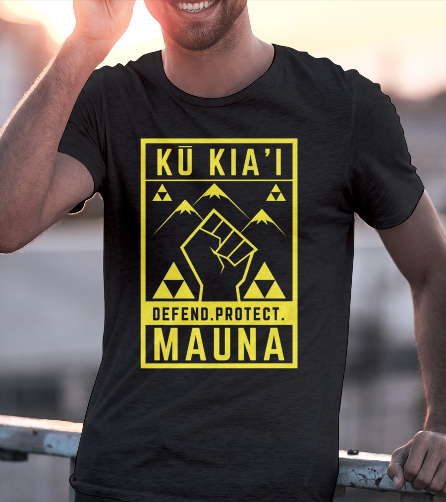 Kū Kia'i Mauna Defend Protect Fist And Mountain Symbols T-Shirt