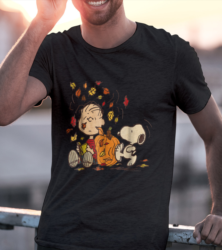 Peanuts Snoopy Linus With Pumpkin And Falling Leaves T-Shirt