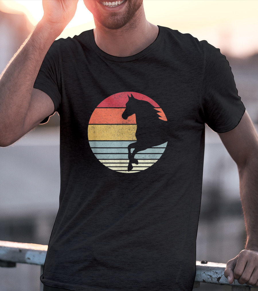 Vintage Riding Horses Retro Sunset T-Shirt