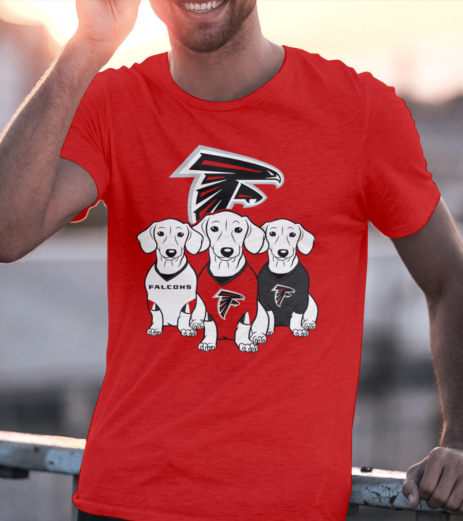 Atlanta Falcons With Dachshund  T-Shirt
