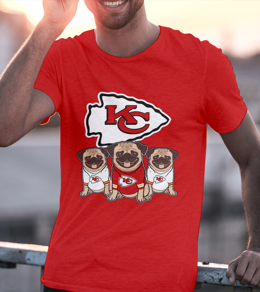 Kansas City Chiefs Pug Lovers Football Team T-Shirt