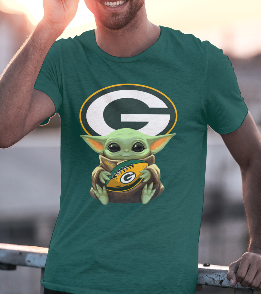 Baby Yoda Green Bay Packers Football Fan T-Shirt