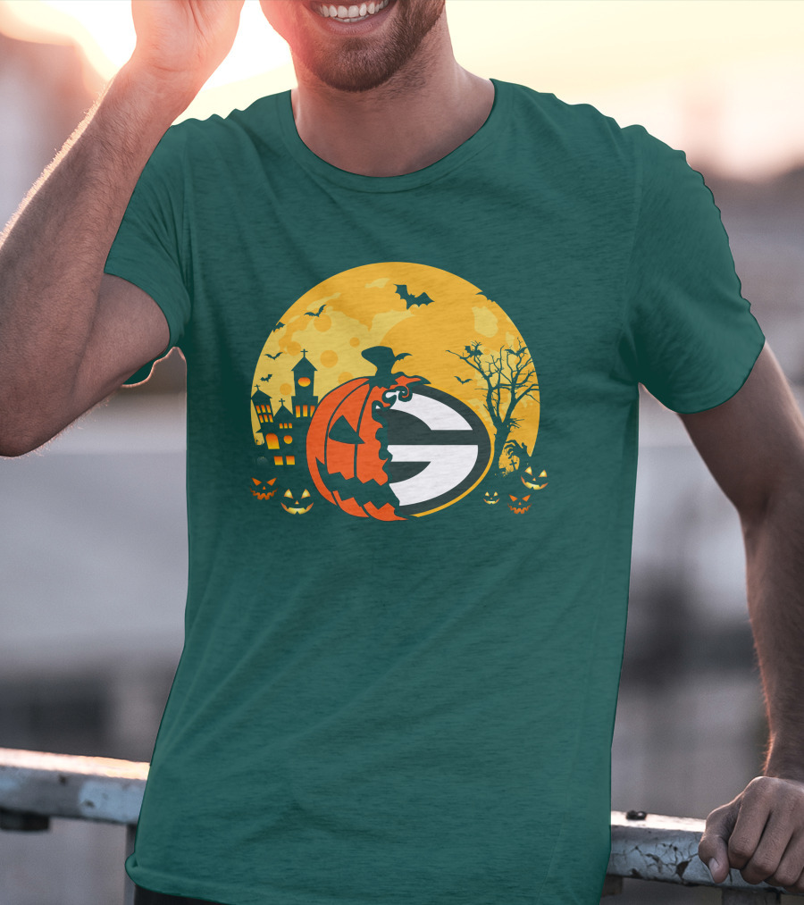 Halloween Green Bay Packers Pumpkin Moon Night Scene T-Shirt