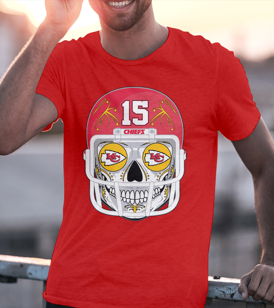 Chiefs Skull Helmet T-Shirt