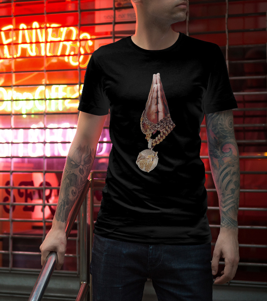 Pop Smoke Praying Hands Vlone Chain Pendant Merch T-Shirt