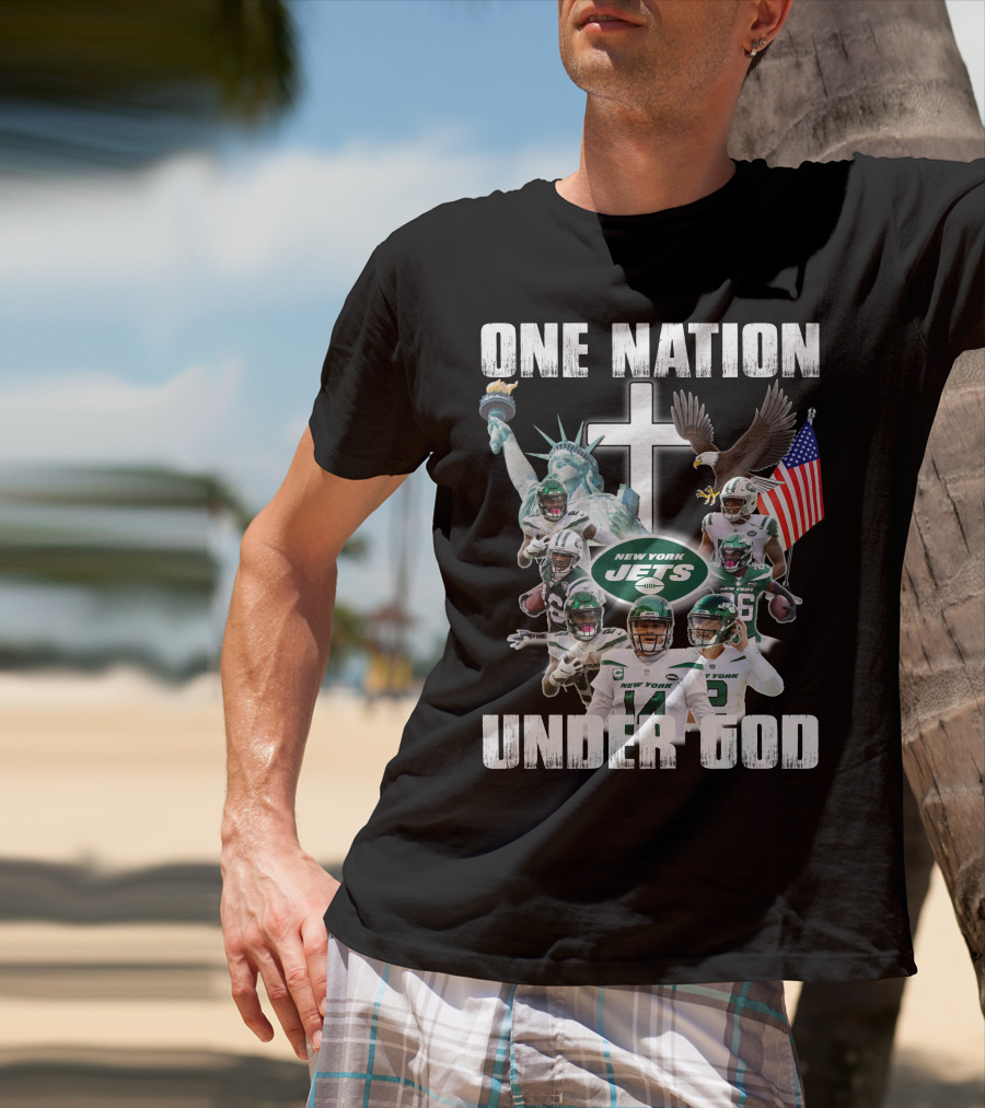 New York Jets One Nation Under God Statue Of Liberty Eagle Flag Football Players T-Shirt