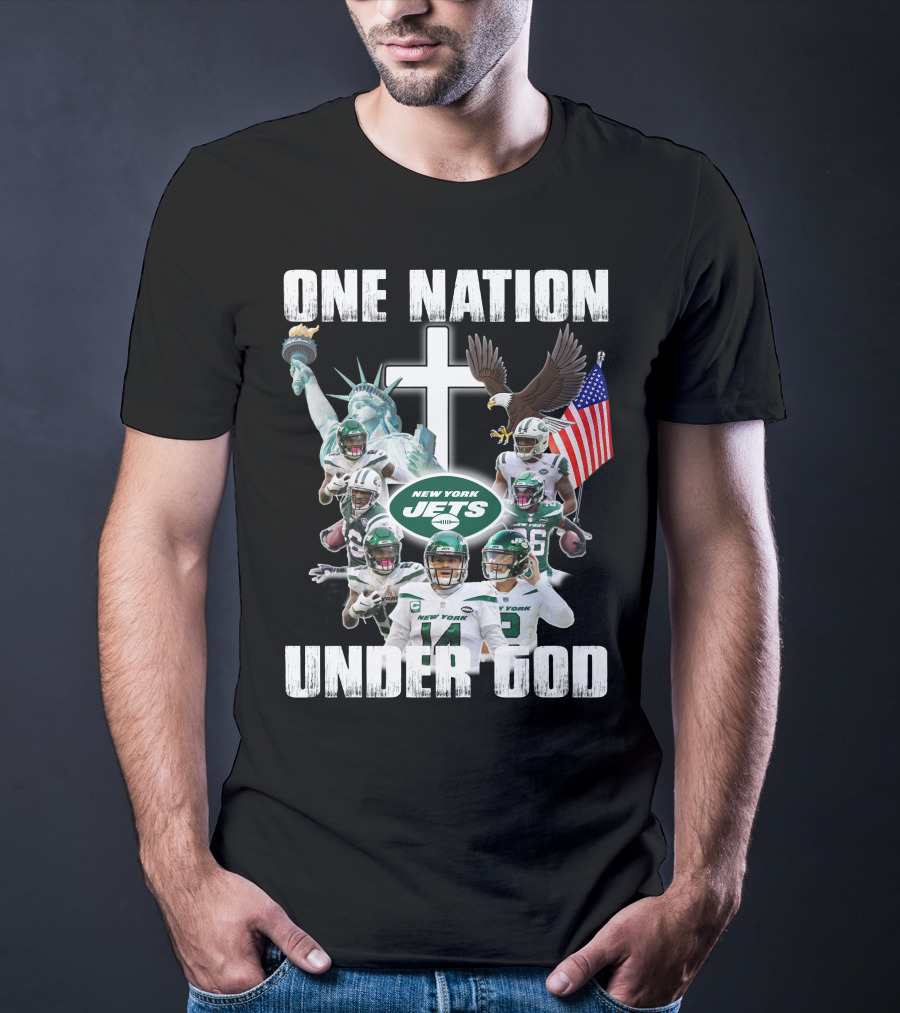 New York Jets One Nation Under God Statue Of Liberty Eagle Flag Football Players T-Shirt