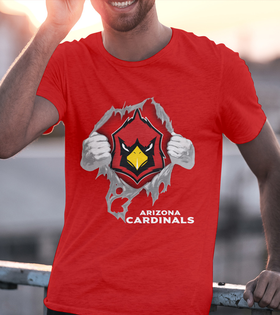 Arizona Cardinals Fierce Mascot Display With 06 Football Spirit T-Shirt