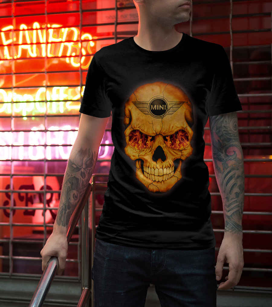 Flaming Skull Mini Logo Eyed T-Shirt