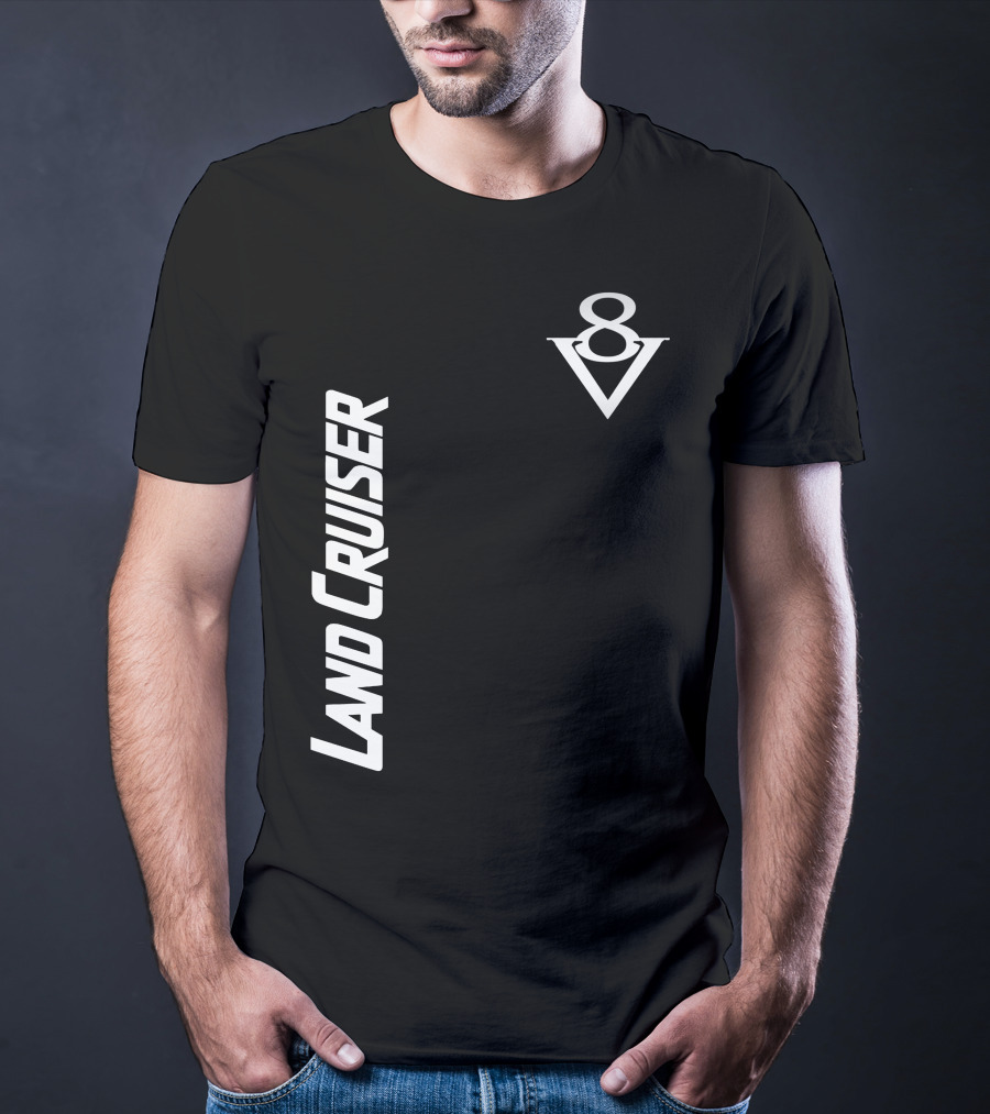 LAND CRUISER V8 T-Shirt