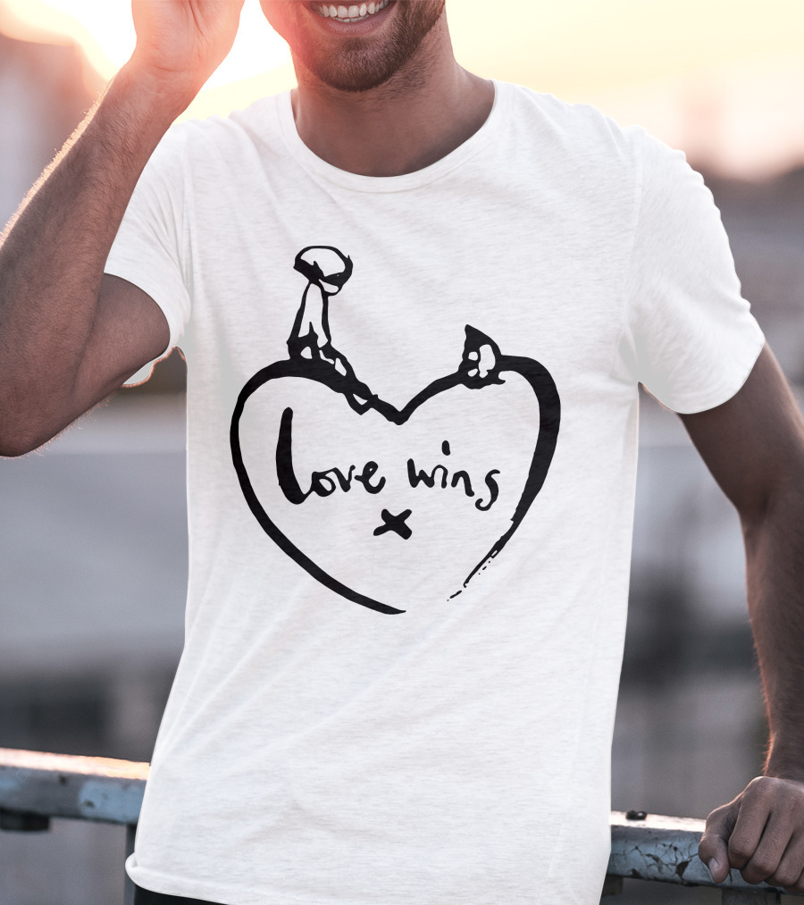 Love Wins Heart Comic Relief Charity Collaboration T-Shirt