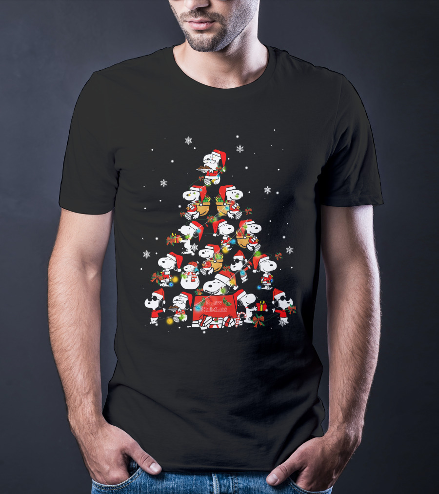 Snoopy Christmas Tree With Santa Hats ZN231 T-Shirt